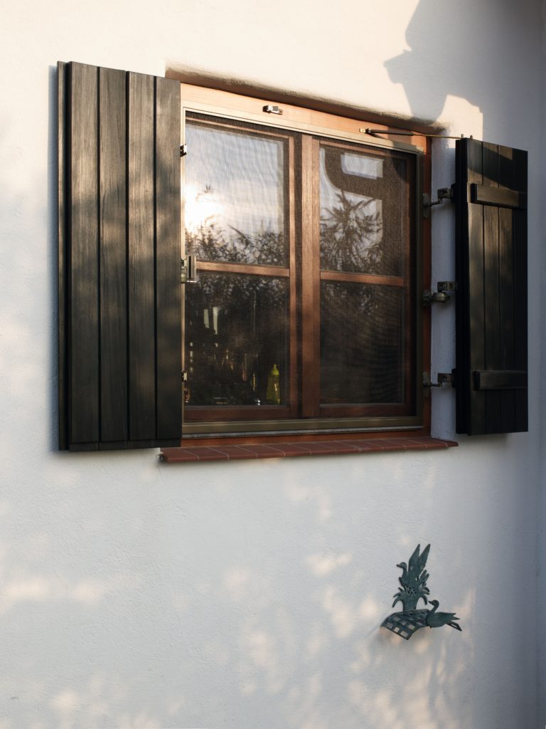 fliegengitter lichtschachtabdeckung, fliegengitter dachfenster, insektenschutzgitter, spannrahmen, insektenschutz, fliegengitter, dachfenster, plissee